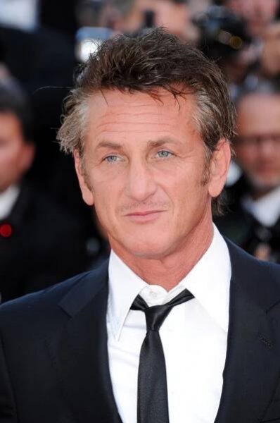 Sean Penn na sobě tvrdě dře a vypadá dobře