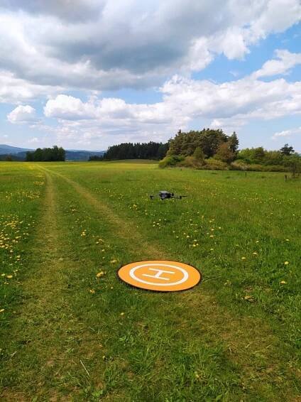 Vyhledávání srnčat dronem