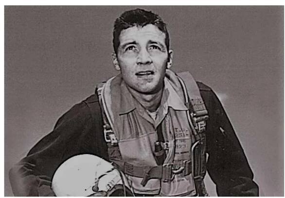 John Richard Boyd (1927 - 1997) var jagerpilot i United States Air Force og senere radgiver for Pentagon. Hans teorier har hatt stor innflytelse i militaervesen, neeringsliv, sport og jus. 