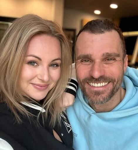 FOTO: Katka Říhová společně s Leošem Marešem. – stránka 5