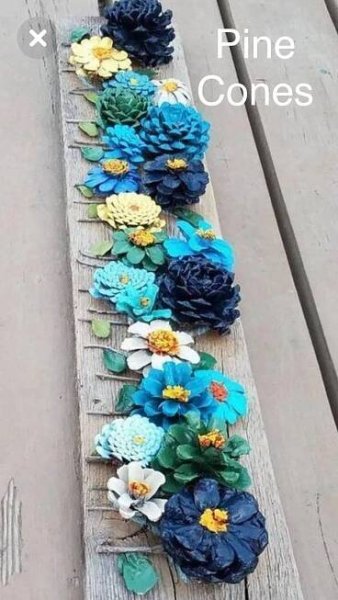 Flower Wall Decor DIY with Pine Cones