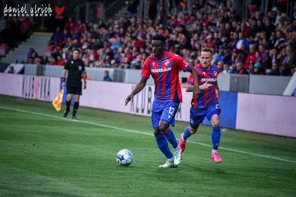 FC Viktoria Plzeň – KF Drita 0:0 | Daniel Ulrich - Sportovní fotograf Plzeň