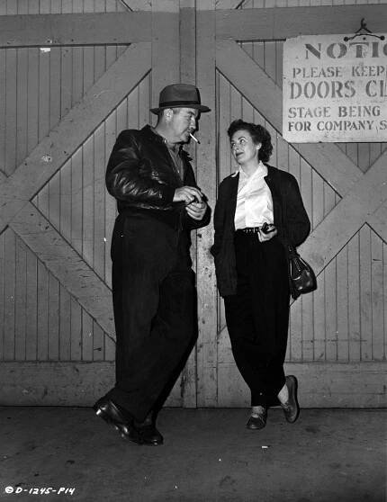 Broderick Crawford, Betty Buehler - The Mob - Z natáčení