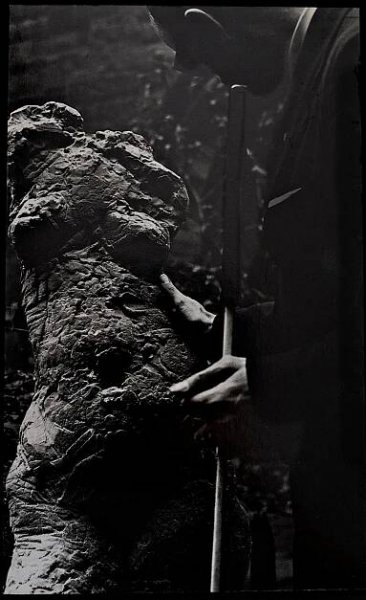 04_Blind Man %22Sees%22 Sculpture © 2017 Jim Hughes