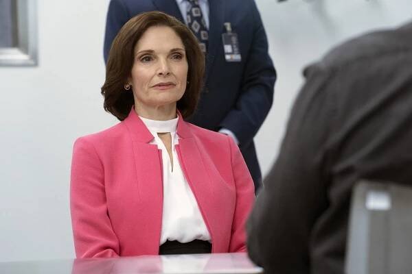 Mary Elizabeth Mastrantonio - Mrtvý bod - Brass Tacks - Z filmu