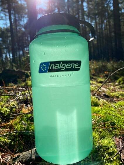 Svítící litrová Nalgene | BushcraftPortal.cz