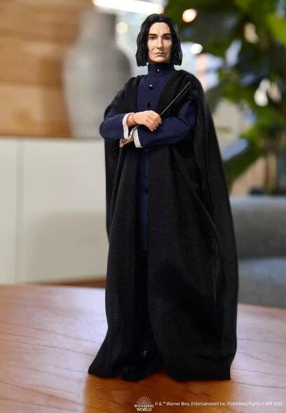 HARRY POTTER FIGURKA PANENKA PROFESOR SEVERUS SNAPE GNR35 Informace o bezpečnosti a shodě výrobku Nevhodné pro děti do 36 měsíců