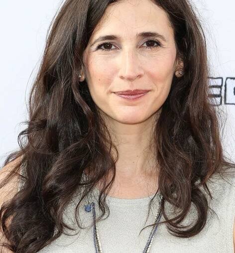 Michaela Watkins to Star in Hulu's Jason Reitman Comedy 'Casual'