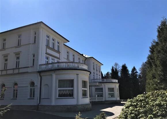 Aktuell — Parkhotel Golf