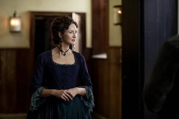 Cizinka - Radši se vdát, než shořet - Z filmu - Caitríona Balfe