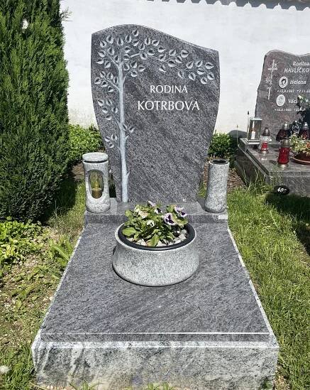 Urnové pomníky | Kamenictví a kamenosochařství František Kölbl, Prachatice