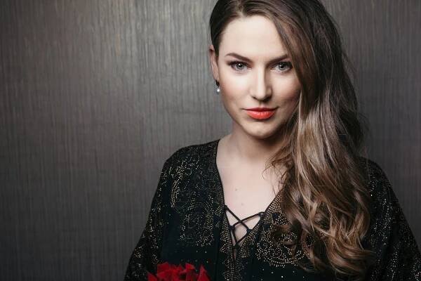 Eleanor Lyons | Sopran | Machreich Artists Management GmbH