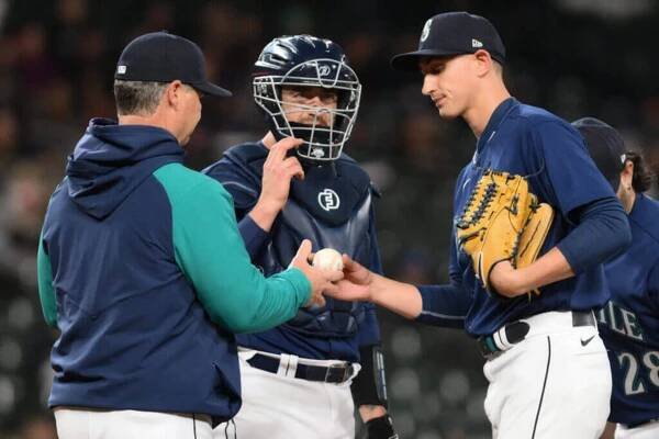 Mariners fall again as pitcher George Kirby's learning curve evolves