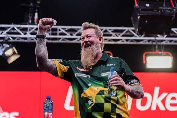 Whitlock KO's Wright to reach Ladbrokes Masters quarter-finals