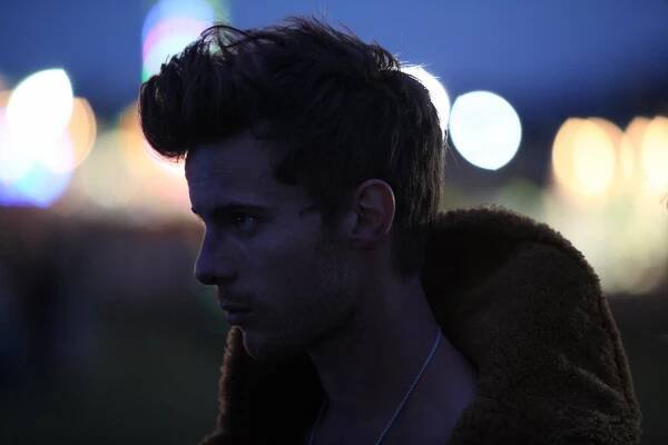 You Instead - Z filmu - Luke Treadaway