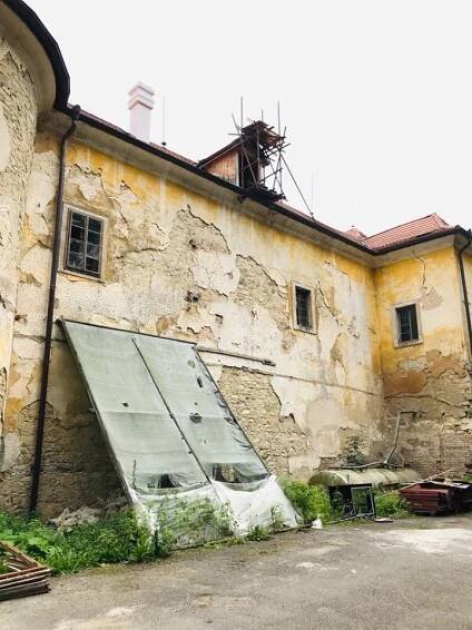 Klášter Hájek | Databáze domů s historií