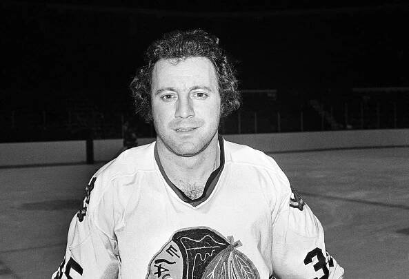 Tony Esposito, Nimble Hall of Fame Goalie Known as Tony O, Dies at 78