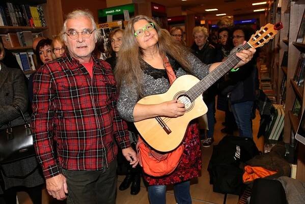 Dáša Vokatá  s manželem Oldřichem Kaiserem dokonce vytvořili hudební duo. 