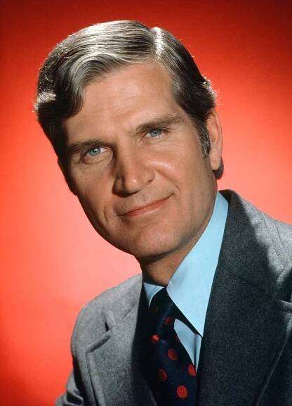 Lew Wood, TV Newsman, Dies at 84