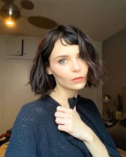 Alexandra Krosney: Age, Height, Weight, Biography & Family