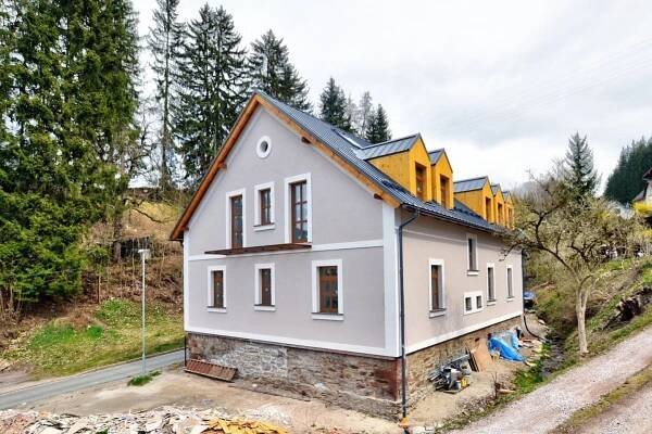 Prodej byty 1+kk, 30 m2 - Vrchlabí - Hořejší Vrchlabí