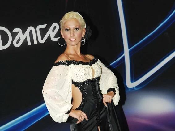 Eva Krejčířová z Hradce se ve StarDance protancovala k bronzu