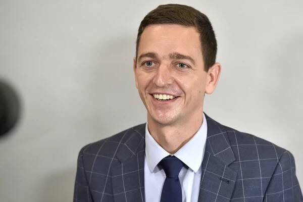 Hejtmanem naplno. Grolich končí po deseti letech v čele Velatic