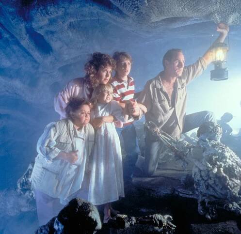 Poltergeist II - Z filmu - Zelda Rubinstein, JoBeth Williams, Heather O'Rourke, Oliver Robins, Craig T. Nelson