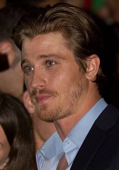 Garrett Hedlund - Wikipedia