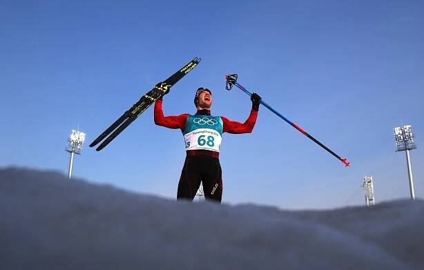 Cologna v lyžařském maratonu v Oslu zdolal Sundbyho ve fotofiniši