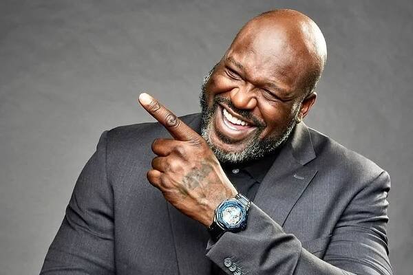 Shaquille O'Neal's playful grudge: Feeling left out by Vince Carter jersey