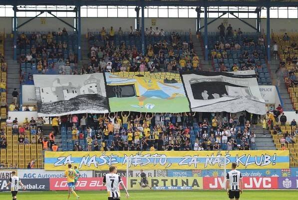 Diváci na utkání FK Teplice - FC Hradec Králové