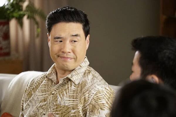 Huangovi v Americe - A Seat at the Table - Z filmu - Randall Park