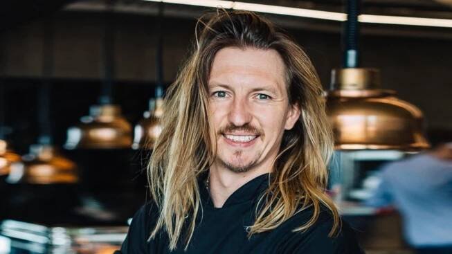 Burger pro mekáč dělal v Entrée. Fast food miluji, nevečeřím jen jelení hřbety, říká Přemek Forejt