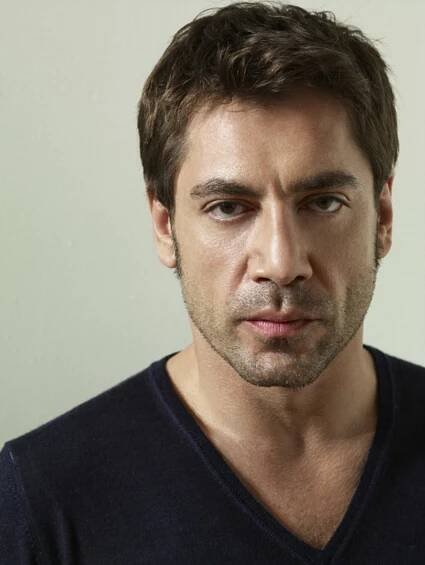 Javier Bardem – Je zvláštní, že sexuálním apetitem proslulí Jižané v žebříčcích atraktivity většinou moc nebodují. Ani Španěl, který dobyl srdce Penelope Cruz, není žádným prvoplánovým modelem. O to silnější je však jeho charisma.