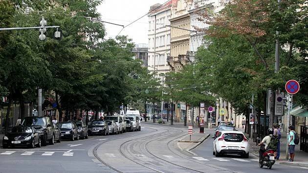 Oprava spodní části Vinohradské letos nezačne
