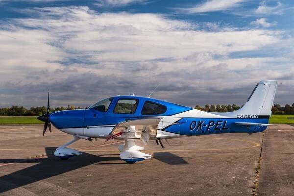 Nabídka Cirrus SR 22 G6 GTS | HLS Aircraft Sales s.r.o.