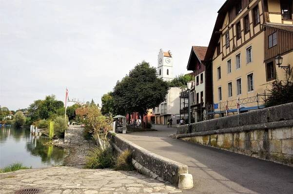 Nedělní odpoledne v Büren an der Aare - Naše švýcarské zážitky