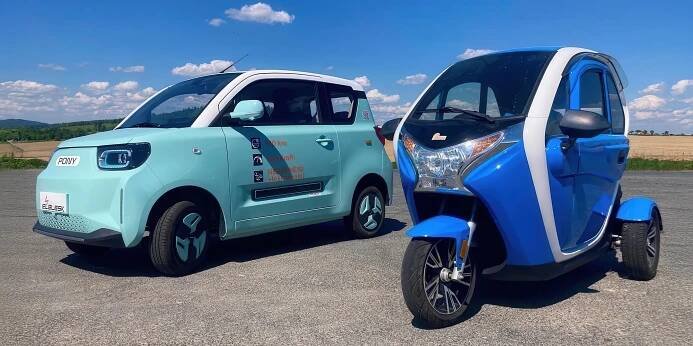Zapůjčení dvoumístného elektromobilu na 4–48 hod.