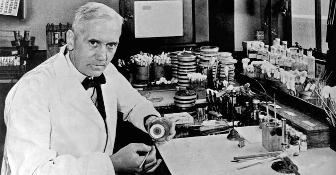 How Being a Slob Helped Alexander Fleming Discover Penicillin