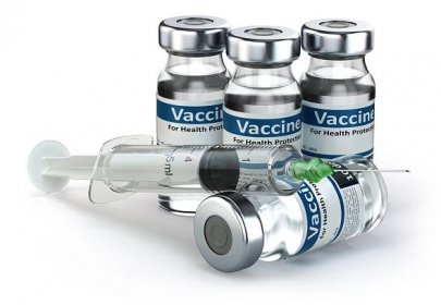 Download - Vaccine in vial with syringe. Vaccination concept. 3d — Stock Image