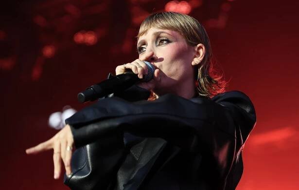 Lykke Li | Artists | NME.com