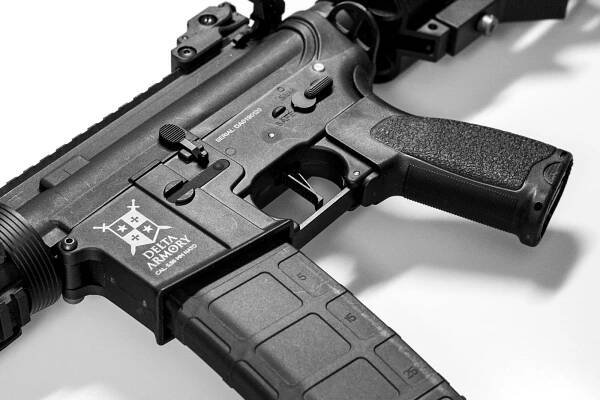 [Delta Armory] AR15 CQB-R - černá - ALPHA Full Metal 2