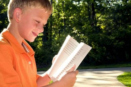 Proč není dobrý nápad nutit děti do čtení