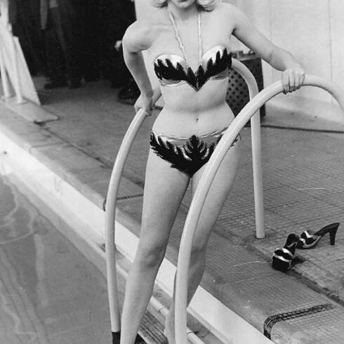 Diana Dors: Blonďatá sexbomba, která se měla stát britskou Marilyn Monroeovou