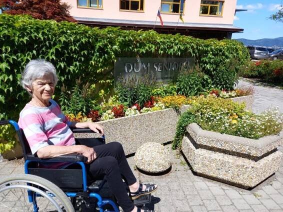 Procházka po okolí DS - Dům seniorů Františkov, Liberec, příspěvková organizace
