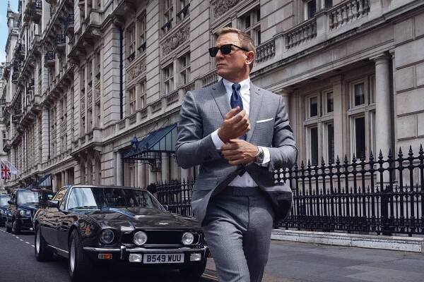 Time to Buy: Daniel Craig’s Actual James Bond Watch Is Coming to Auction