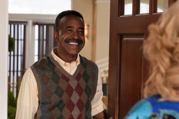 Goldbergovi - An Itch Like No Other - Z filmu - Tim Meadows