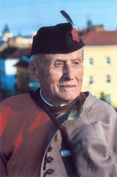 Miroslav Jandásek v sokolské uniformě (2013)