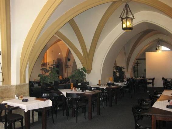PŘEDSTAVUJEME - Hospůdka roku 2009: Cafe restaurant Caesar, Olomouc